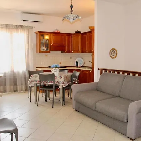Desy Lejlighed San Vito Lo Capo